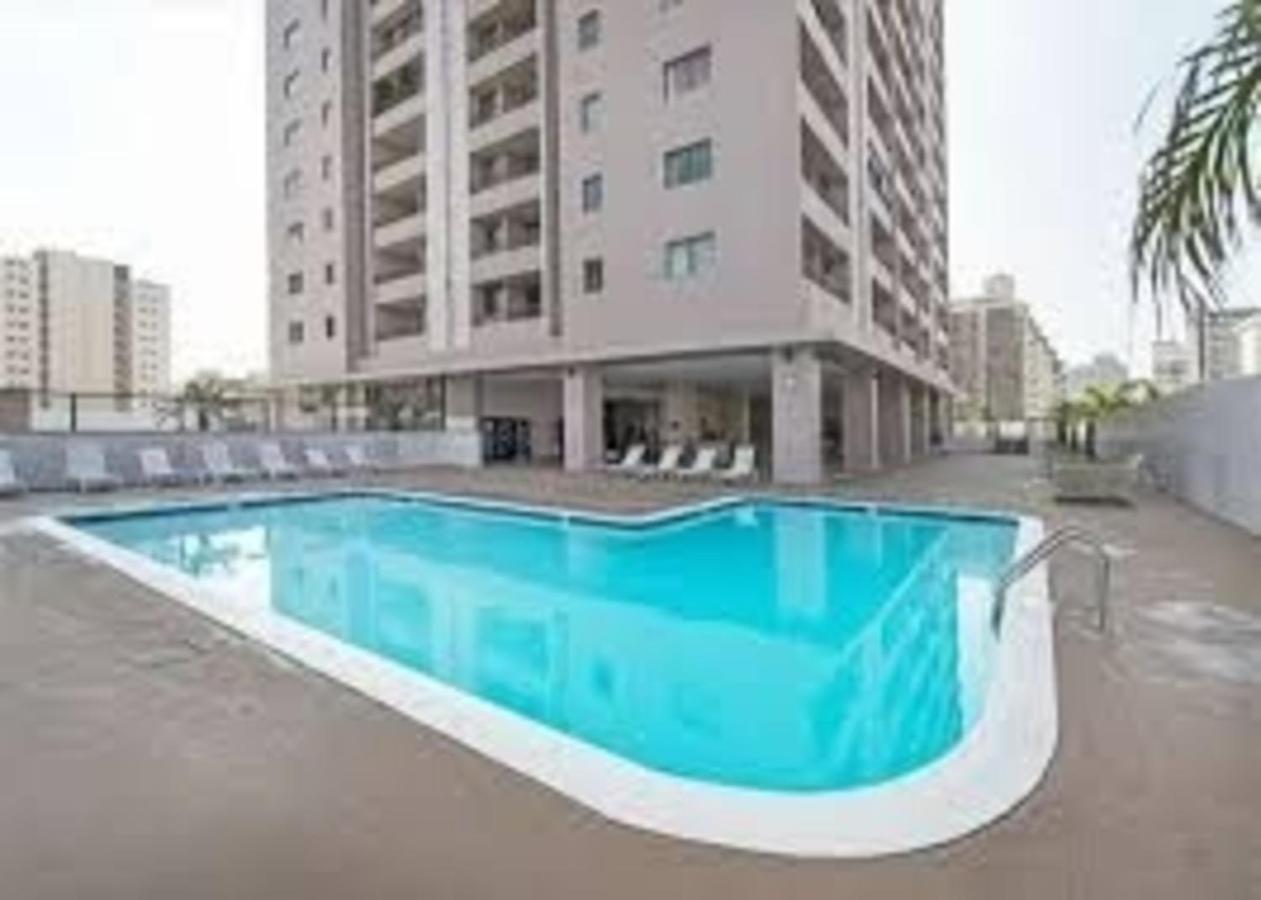 Private One Bedroom Condo, With Corporate Rental Car Savings Code Included, Free Onsite Parking Honolulu Exterior photo